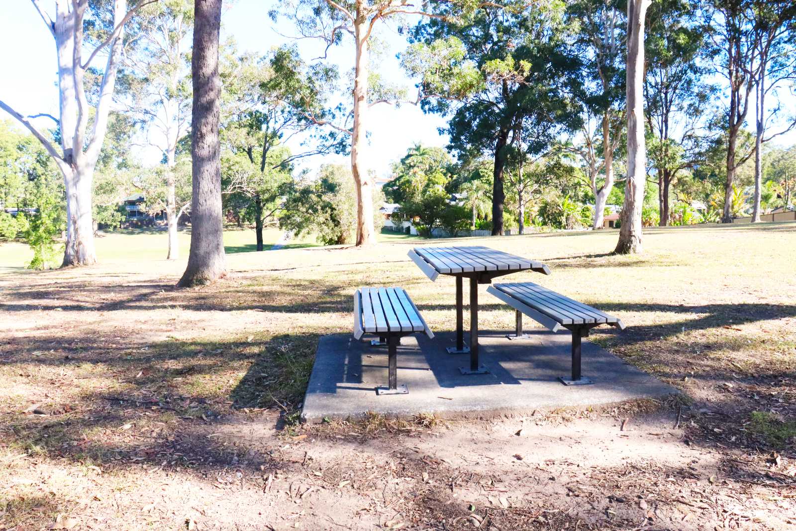 Picnic table, Vince Hinde Park, Nerang.