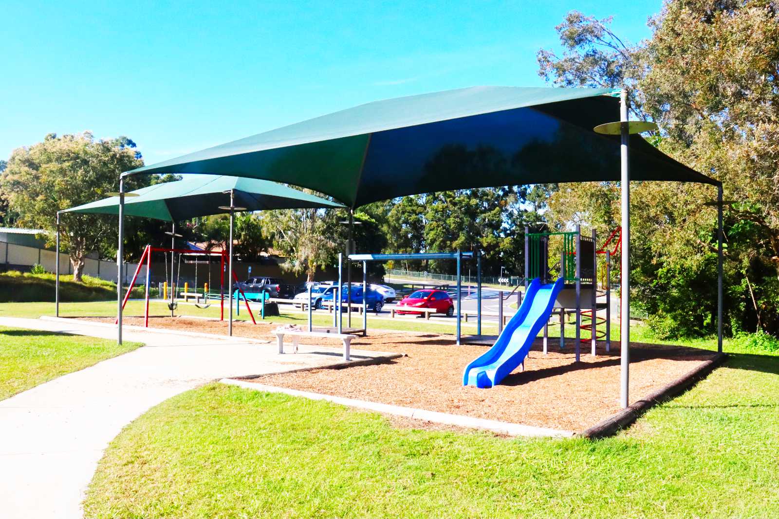 Lawrance Hinde Park: A Pleasant Tree-Lined Recreation Park